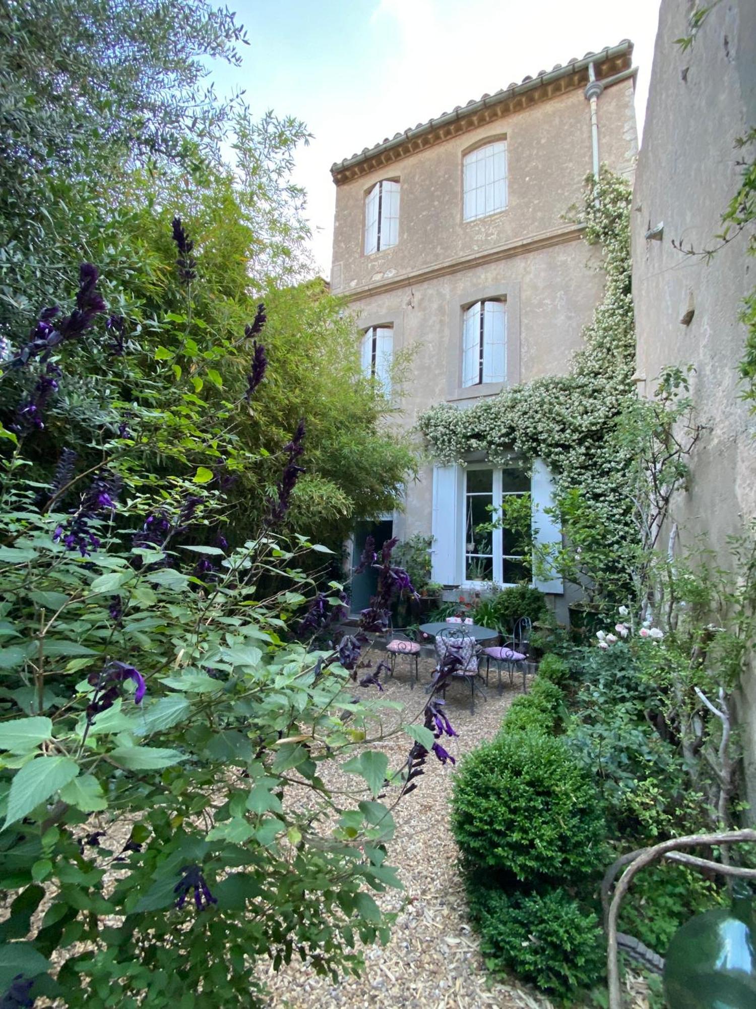 Le Logis Blanc Bed&Breakfast Coursan ภายนอก รูปภาพ