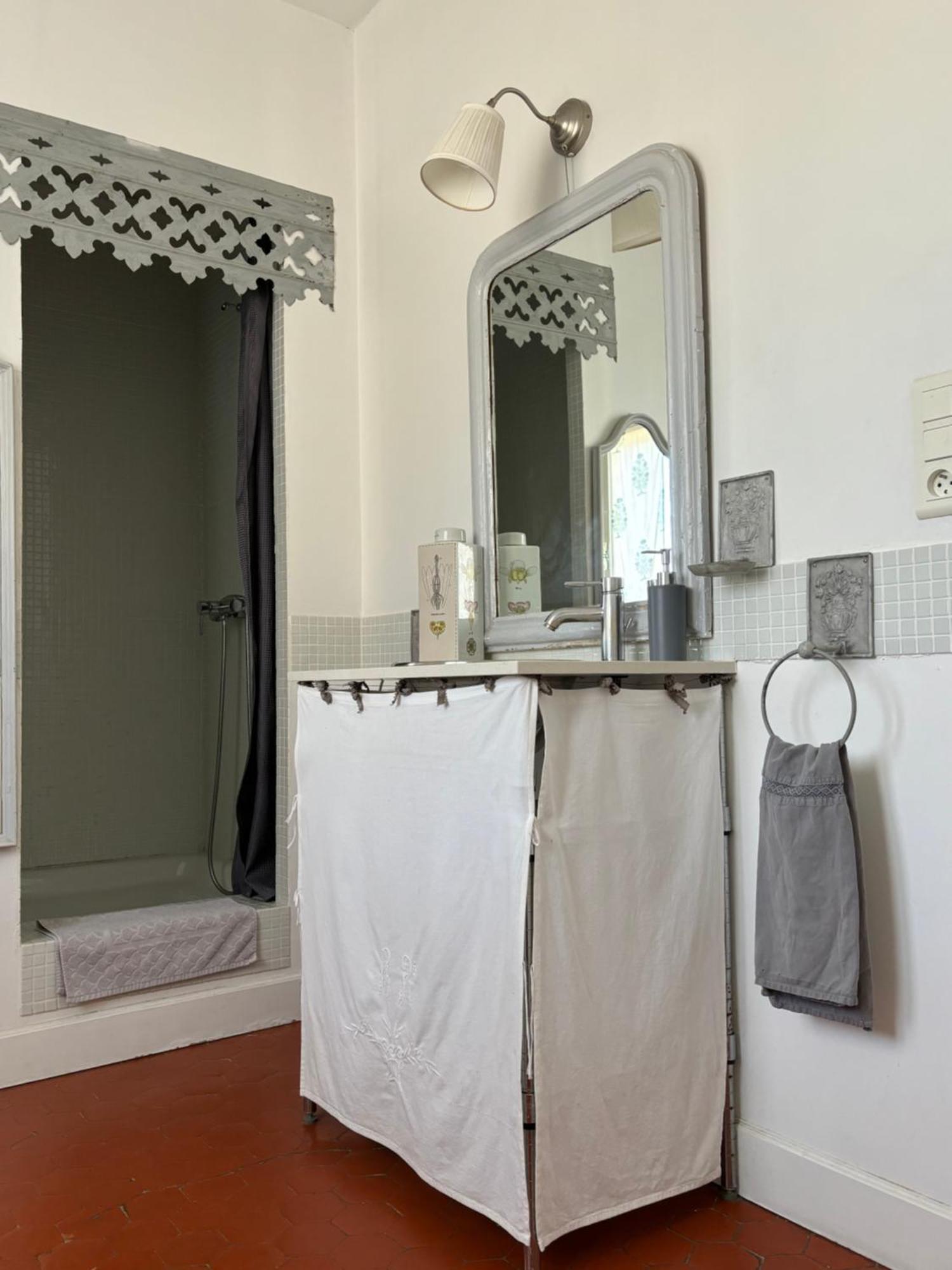 Le Logis Blanc Bed&Breakfast Coursan ภายนอก รูปภาพ